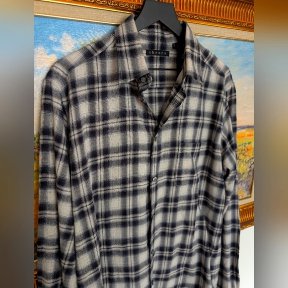 Theory Navy and Cream Shirt - Picture 1 of 4